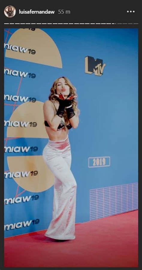 Con Guantes Y Un Brasier Luisa Fernanda W Arm Su Pinta Para Premios