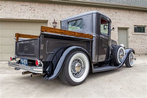 1932 Ford Custom Pickup available for Auction | AutoHunter.com | 2668796