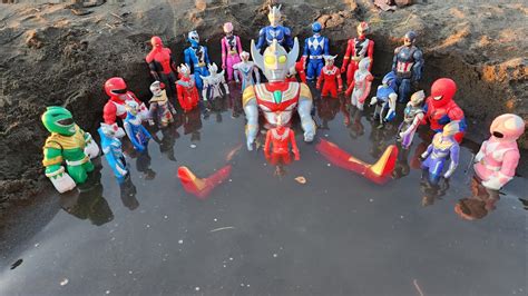 ULTRAMAN DYNA DAN ULTRAMAN TARO BERENANG DI SUNGAI ULTRAMAN ZERO DAN