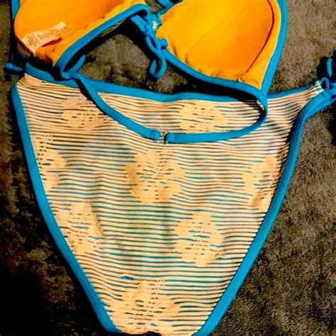 No Boundaries Swim Nobo No Boundaries Aqua White Floral Laser Cut String Bikini S Top M