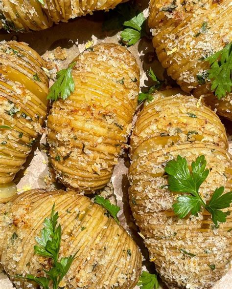 Batata hasselback alho e limão Receiteria