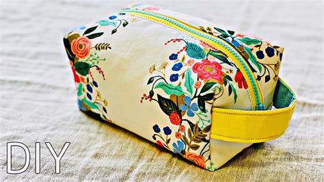 中もきれい ボックスポーチの作り方型紙なし 縫い代の見えない作り方 ファスナー25 How to make a zipper pouch