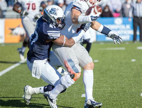 Tj Ricks Named Semi Finalist For Brandon Burlsworth Trophy Old