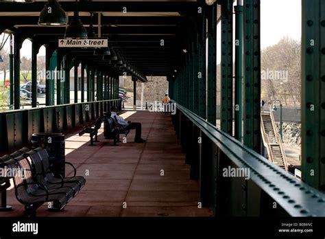 Poughkeepsie Train Station Stock Photo - Alamy