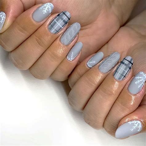 Easy Winter Nail Art Designs Alstroemeria