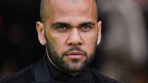 Dani Alves Neuf Ans De Prison Requis Contre Le Br Silien Accus De