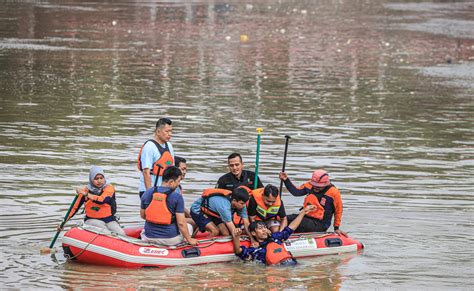 Pelatihan Water Rescue