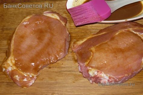 Рецепт: Сочный стейк из свинины в соево-горчичном соусе