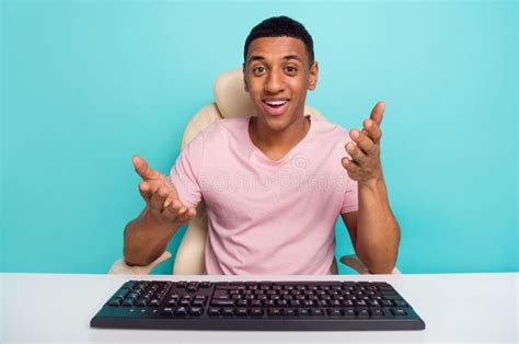 Photo Of Funny Excited Man Dressed Pink T Shirt Communicating Modern