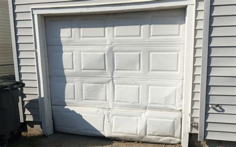 Common Mistakes To Avoid When Replacing Garage Doors Hollis Town Band