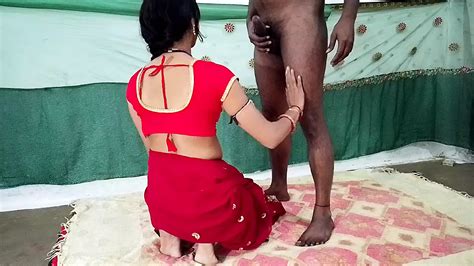 Padosan Bhabhi Ko Tange Chaudi Karke Choda Or Bhabhi Ko Khub Land