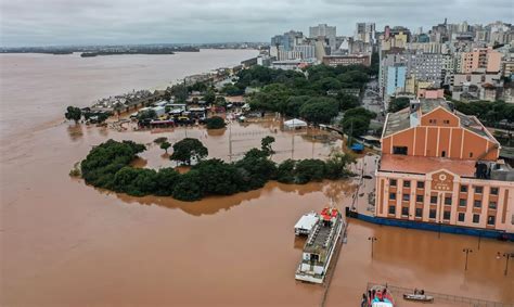 Aumentan A 143 Los Muertos Por Inundaciones En Brasil Radio La