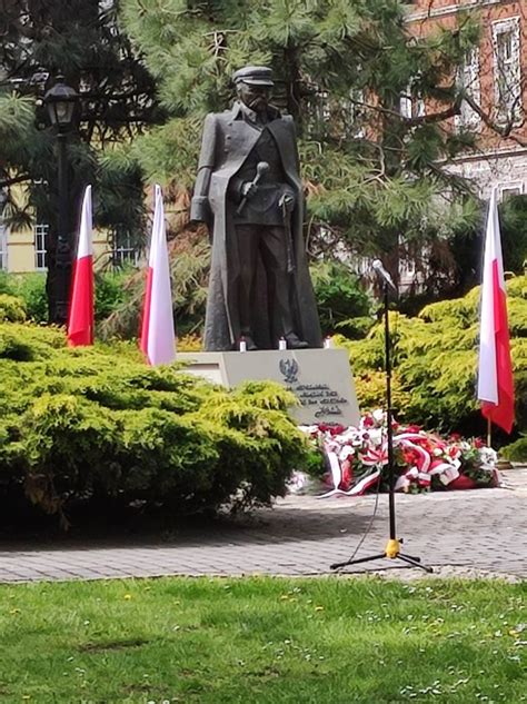 I Liceum Og Lnokszta C Ce Im Henryka Sienkiewicza W Ko Lu Poczet