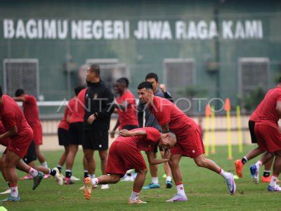 Latihan Timnas Indonesia Antara Foto