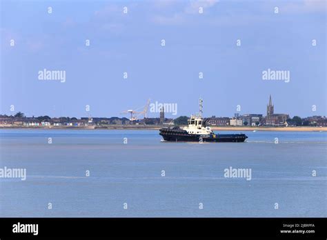 Tug Boat Svitzer Deben At Work In The Port Of Felixstowe Stock Photo