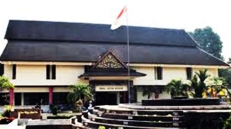 Berkunjung Ke Jambi Inilah Objek Wisata Di Jambi