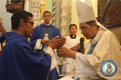 Un Nuevo Sacerdote Para Los J Venes Colegio Salesiano San Juan Bosco