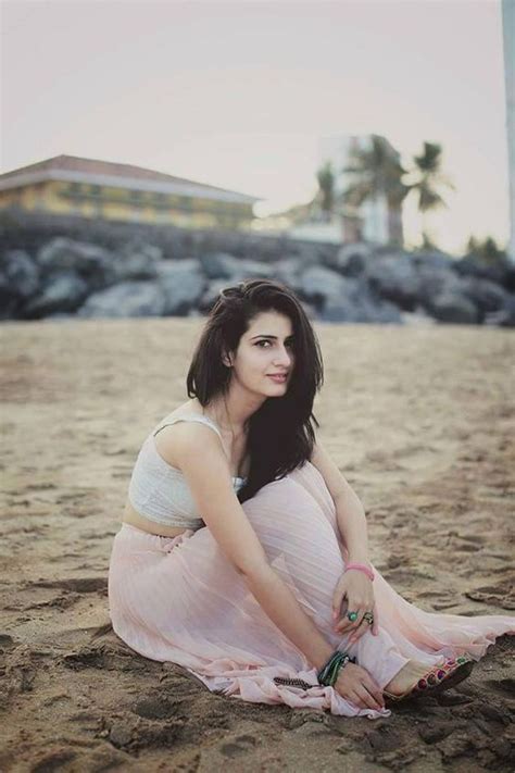 15 Hot And Spicy Photos Of Fatima Sana Shaikh Dangal Movie Girl Reckon Talk