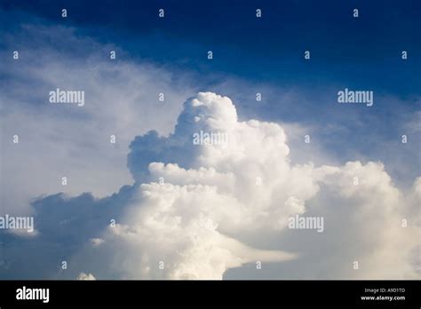 Cumulonimbus cloud formation Stock Photo - Alamy