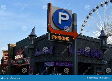 Clifton Hill At Niagara Falls In Ontario Canada Editorial Image Image Of Entertainment