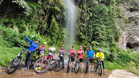 Gowes Ke Pangalengan Blusukan Lewat Kampung Curug Ceret Curug Dewa