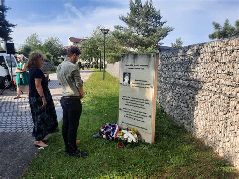 Paul Vannier on Twitter Hier nous rendions hommage à Maurice Audin