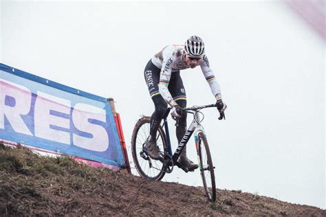 Mathieu van der Poel starts into cyclocross season - Alpecin Cycling