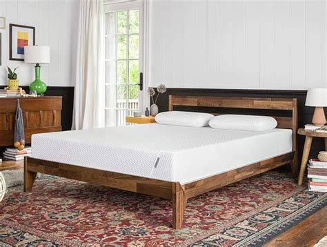 Best Mattress For Murphy Bed 2019: Save Space and Sleep Soundly!