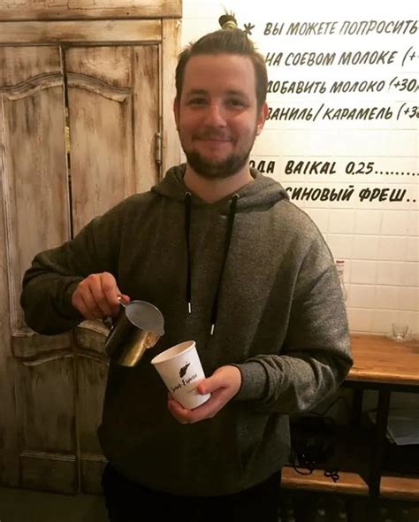 Два сына Булановой растут красавцами: как выглядят наследники певицы