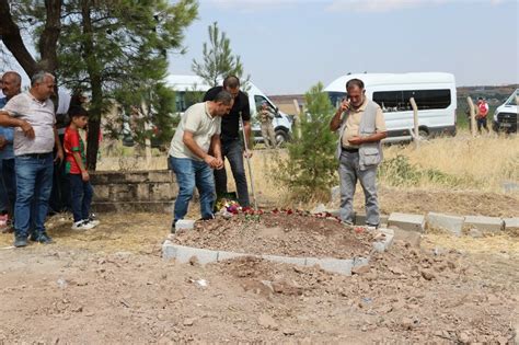 Narinin Tabutuna Bırakılan Duvak Yürekleri Dağladı Ulusal