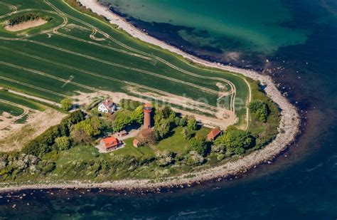 Fehmarn Von Oben Leuchtturm Als Historisches Seefahrtszeichen Im