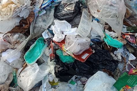 Mencemaskan Limbah Medis Covid 19 Bercampur Dengan Sampah Domestik Di