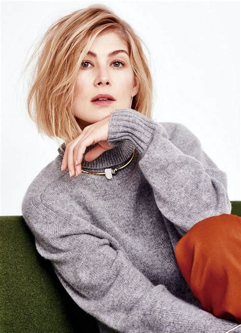 Women We Love Rosamund Pike 33 Photos Suburban Men