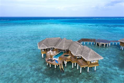 Huvafen Fushi Maldives Underwater Spa Maldives Red Savannah