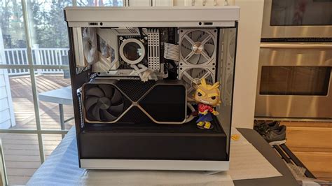 Hyte Y40 Clean White Build With 4080 FE Card Micro Center Build