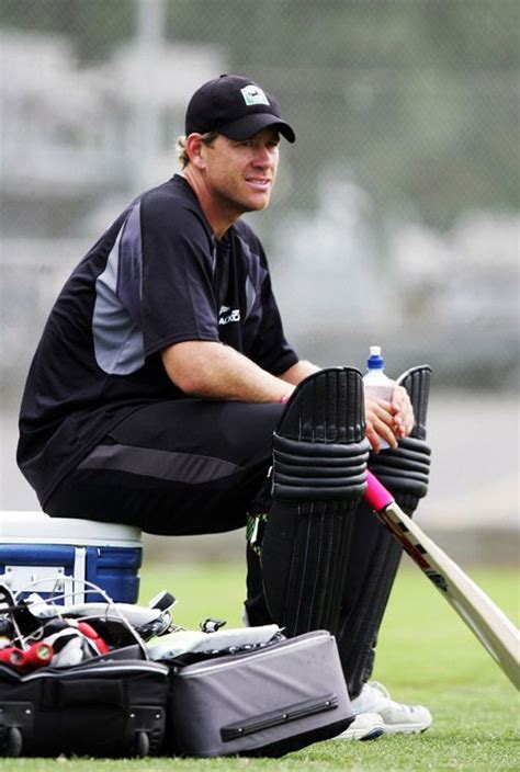 Jacob Oram Cools Off After Having A Hit In The Nets Espncricinfo