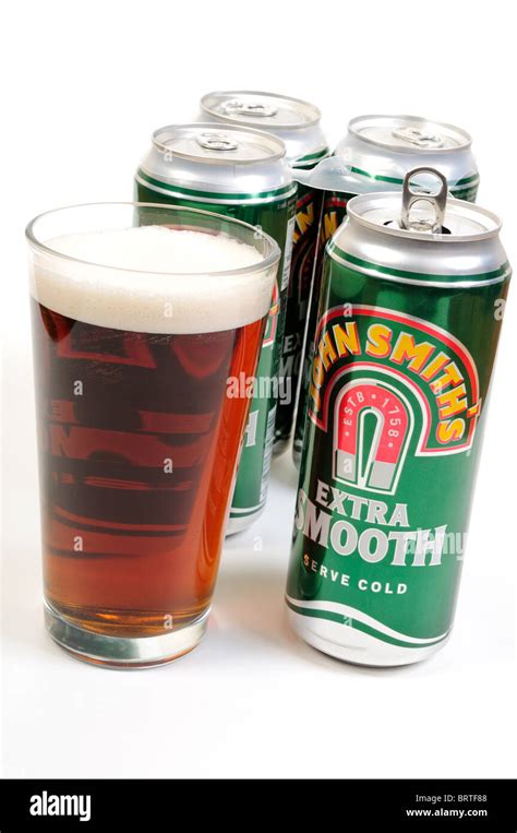 Beer ''John Smith's extra smooth'' Stock Photo - Alamy