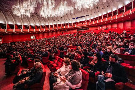 La protesta degli orchestrali dopo i fischi cosa è successo al Teatro