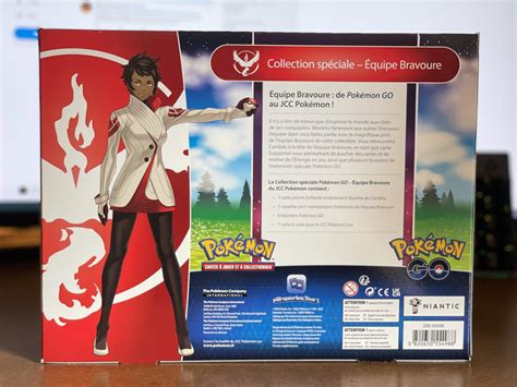 Unboxing des 3 Collections spéciales Pokémon GO Équipe Intuition