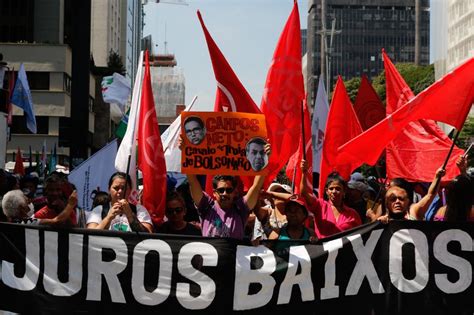 Sindicalistas Protestam Contra Juros Altos Em São Paulo Agência Brasil