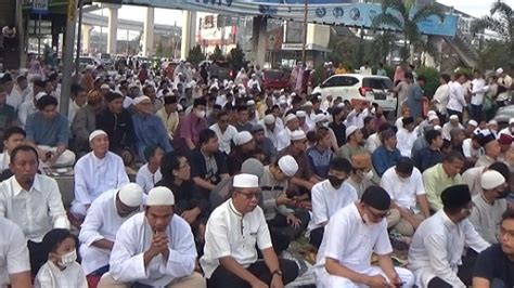 Jemaah Salat Idul Adha Di Muhammadiyah Balayudha Palembang