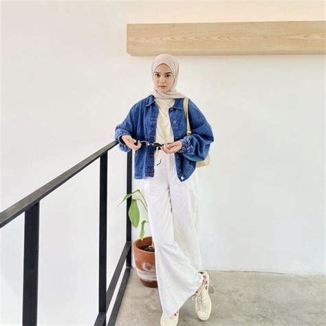 7 Inspirasi OOTD Hijab Simple Dengan Outer Jaket Tokopedia Blog