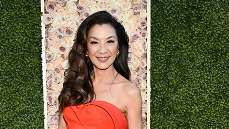 Golden Globes 2024 Michelle Yeoh Kiri Serene