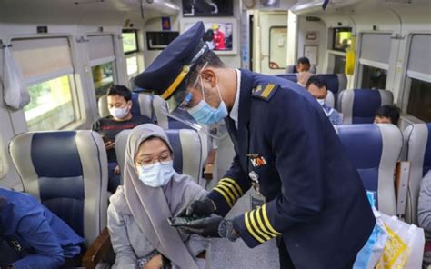 Cara Naik Kereta Pertama Kali Terbaru Jadwal Kereta