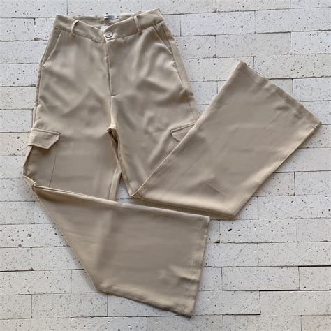 Calça Cargo Alfaiataria Nude Dondoca Moda Feminina