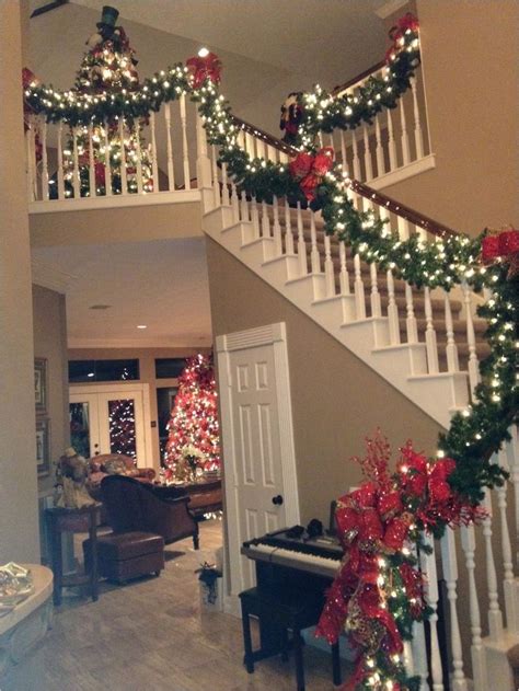 Simple Stair Railing Christmas Decorating Ideas Homystyle
