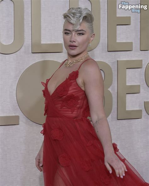 Florence Pugh Flashes Her Nude Tits At The St Golden Globe Awards