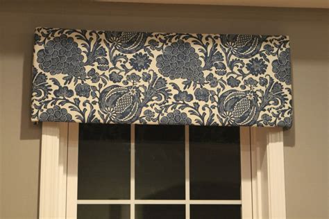 Rug Fail And Fix And Pelmet Boxes Pelmet Box Diy Valance Window