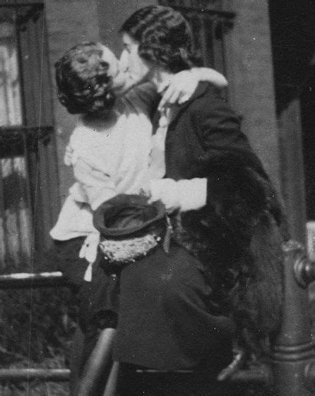 Lesbian Vintage Couple Kissing Artofit