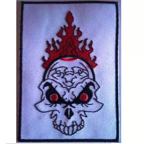 Patch Crane Tribal Et Flammes Rect Ecusson Thermocollant